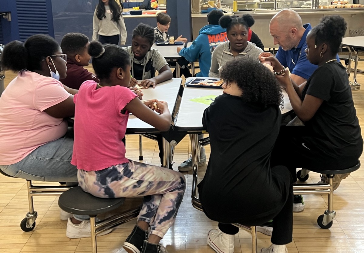 New Windsor Police Officers Visit Vails Gate Scholars Vails Gate